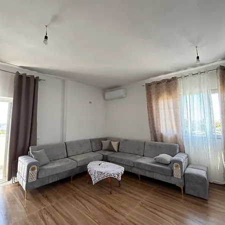 Lejlighed Xhymerti 4